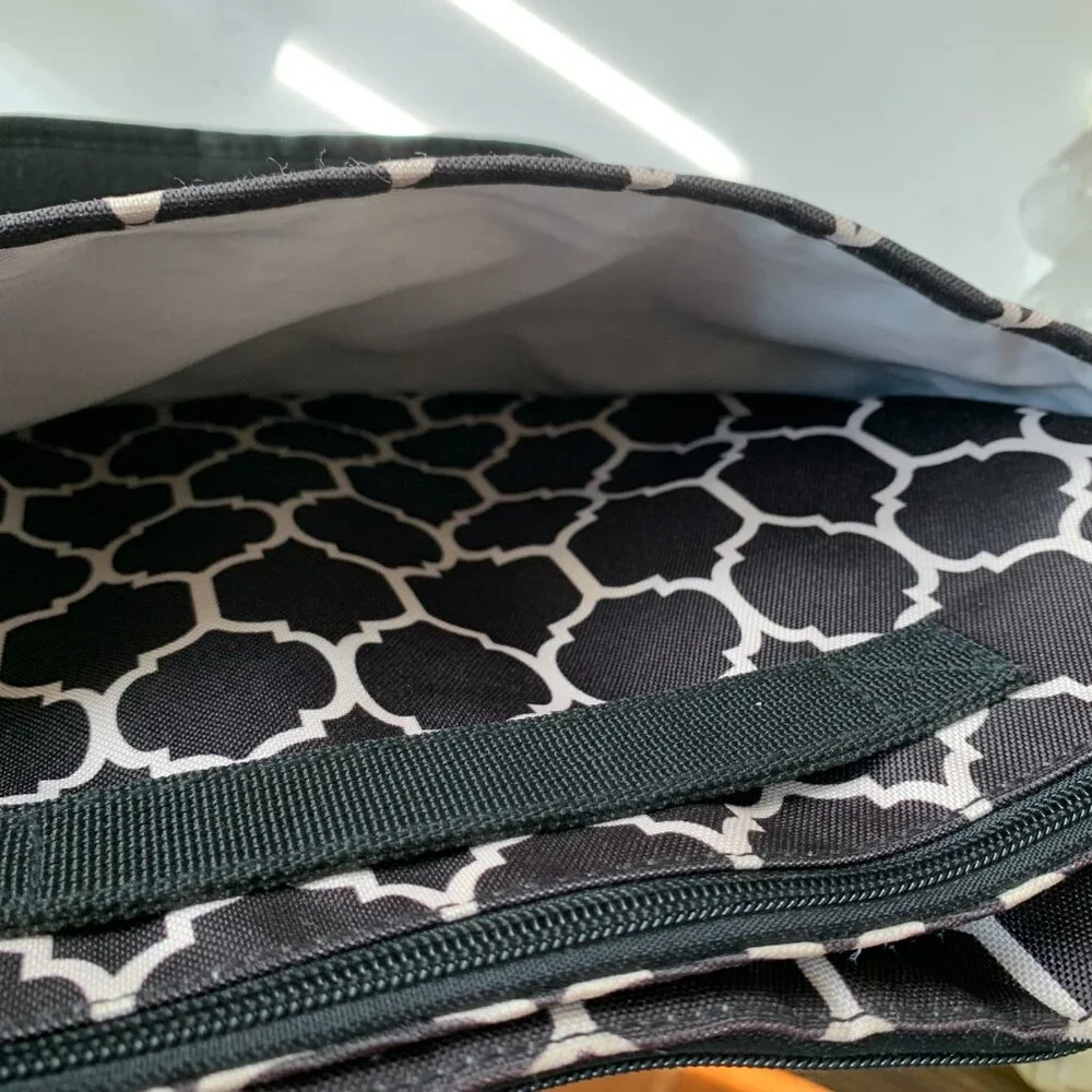 Skip Hop Canvas Diaper Bag Tote Adjustable Shoulder Strap Brown Black Geometric